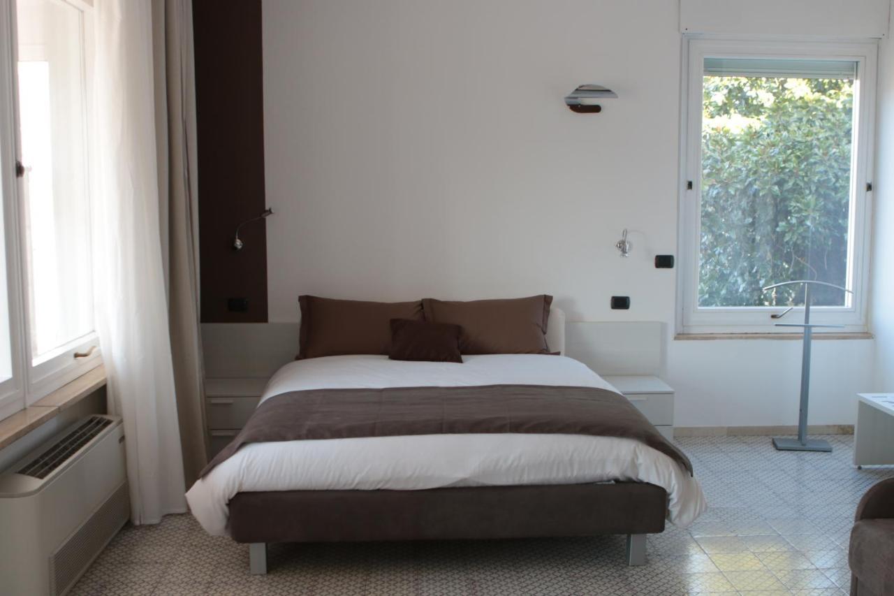 Villa Silvia Olivetti Banchette D'Ivrea Bagian luar foto