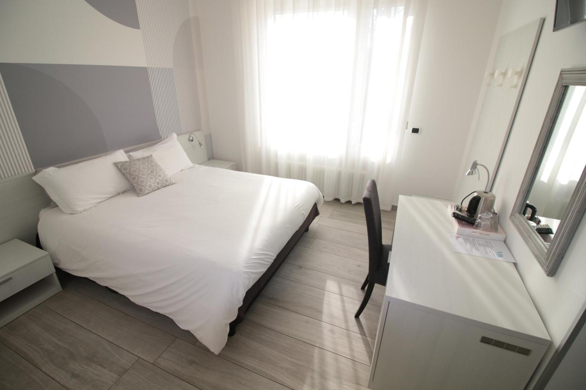 Villa Silvia Olivetti Banchette D'Ivrea Ruang foto